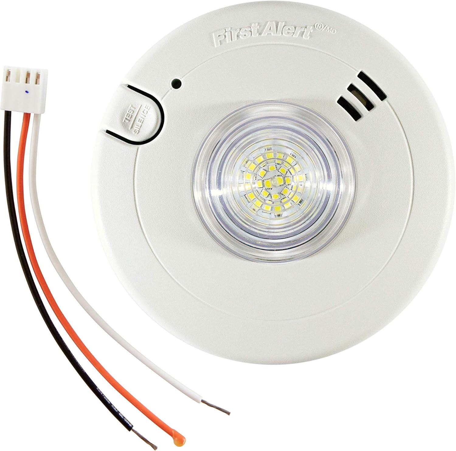 imageFirst Alert BRK 7020BSL Hardwired Hearing Impaired Smoke Detector with LED Strobe Light  white