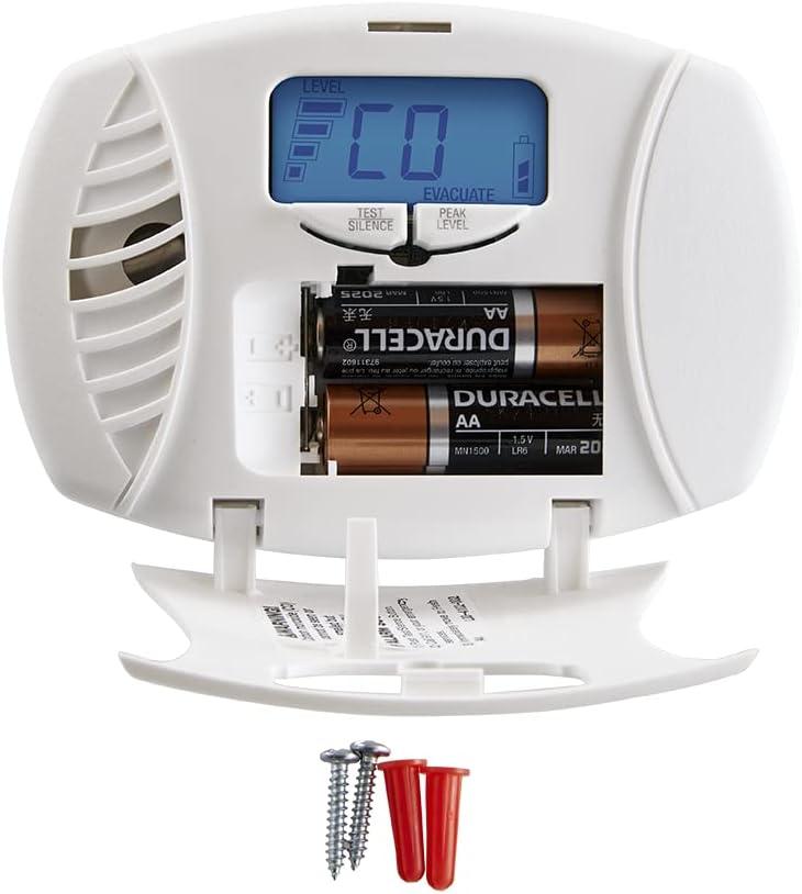 imageFirst Alert CO615 DualPower PlugIn Carbon Monoxide Detector with Battery Backup and Digital Display White1 pack