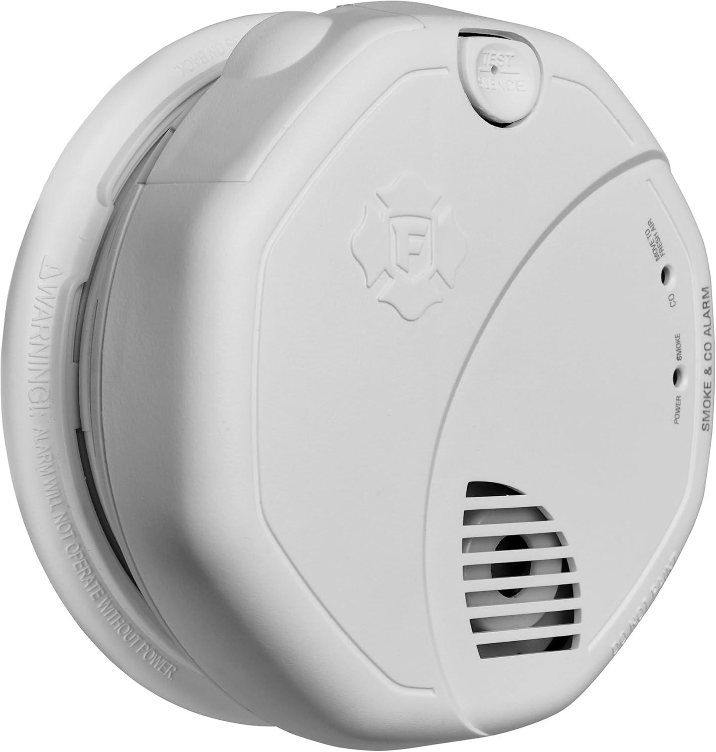 imageFirst Alert SMCO100 BatteryOperated Combination Smoke ampamp Carbon Monoxide Alarm  3 Pack1Pack