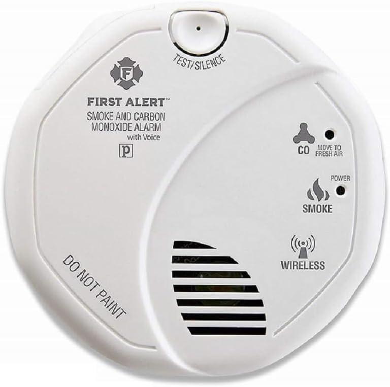 imageFirst Alert SMCO100 BatteryOperated Combination Smoke ampamp Carbon Monoxide Alarm  3 Pack1Pack