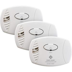 imageFirst Alert CO400 Carbon Monoxide CO Detector Battery Operated Alarm 1PackPack of 3
